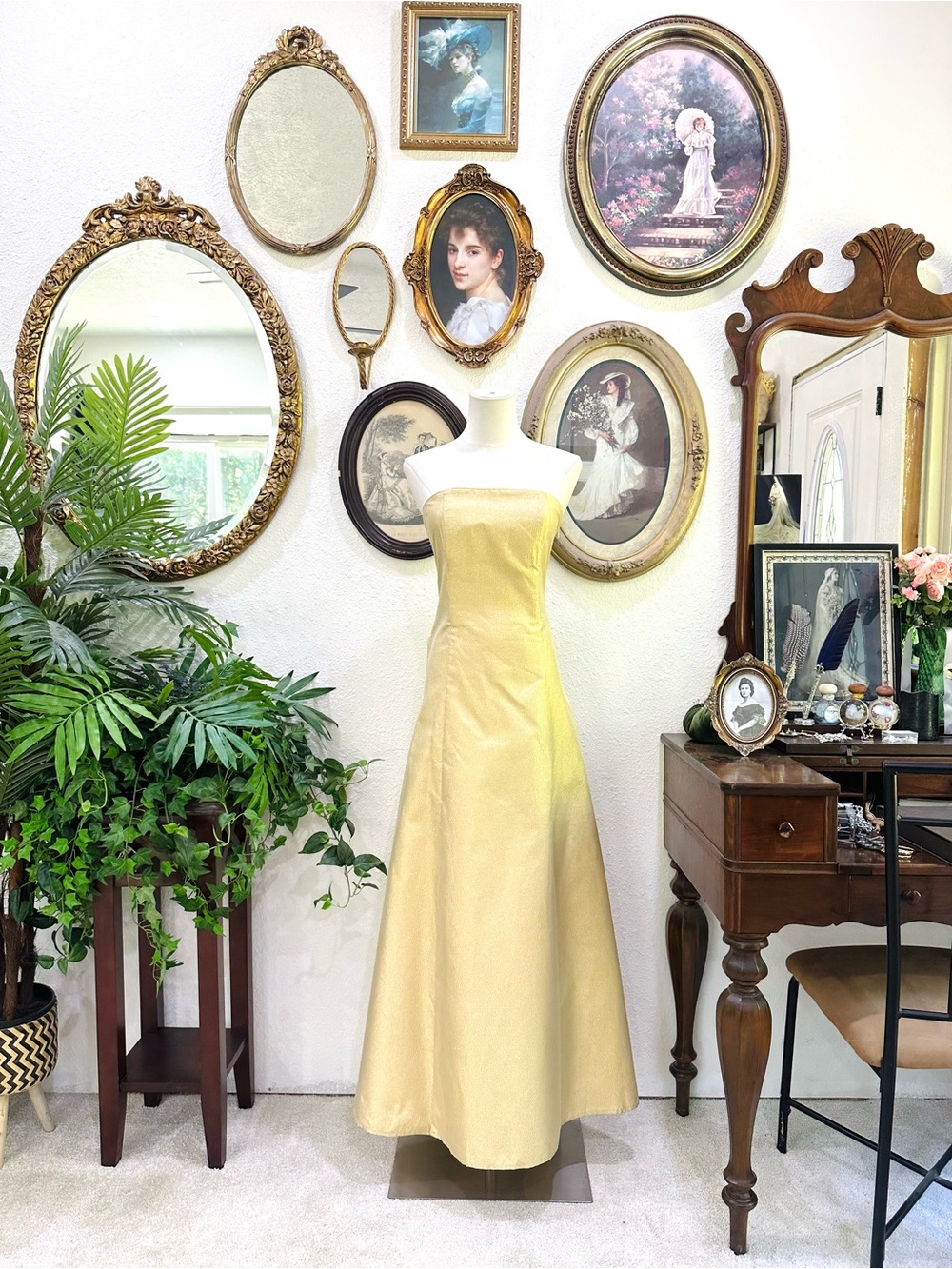 Strapless Pale Yellow Maxi Evening Dress